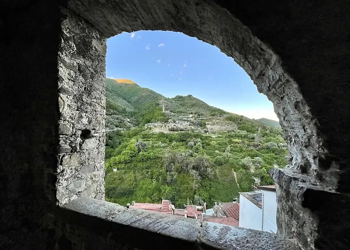 La Cava A *